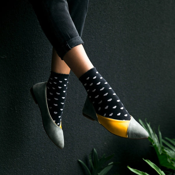 Audrey in Nimbus Grey and Buttercup Yellow