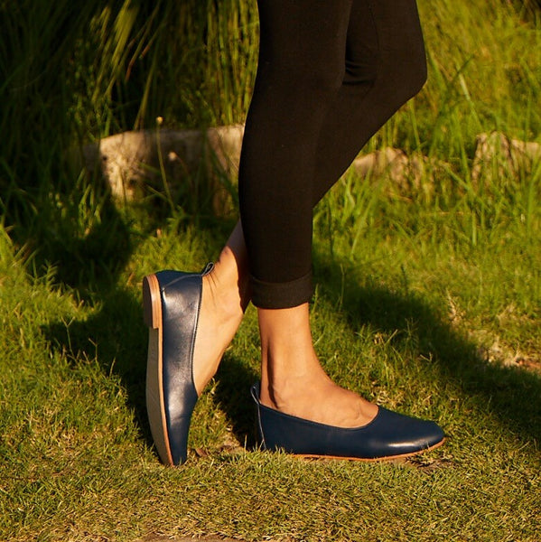 Liz in Total Eclipse Navy